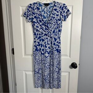 Morgan McFeeters blue/white dress, Sz. 4, v-neck, gathered waist, date night